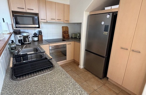 Coolum Beach House | Beach Stay | Walk to the Surf, Café & Shops