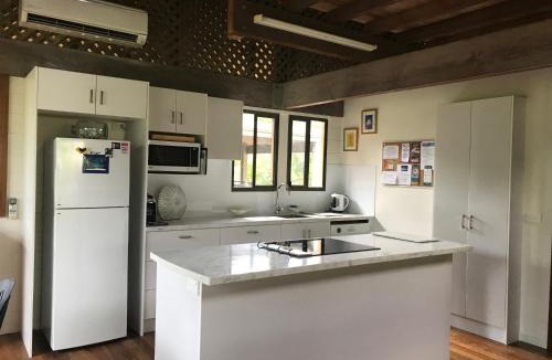 Wongaling Beach Apartment | Beach-Villa 4
