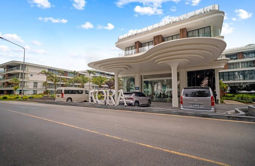 Choeng Thale Condo | BEACHFRONT 189/240 One Bedroom Apartment