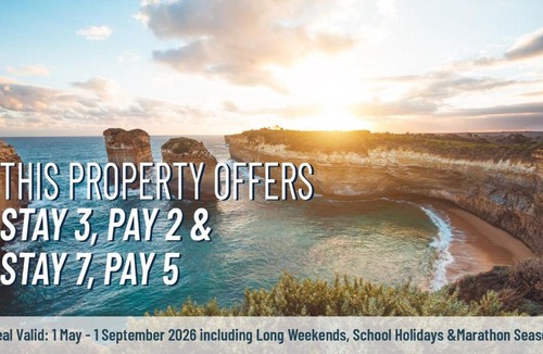 Lorne House | Beachfront 63