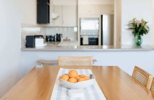 Newcastle Apartment | Beachfront Apartment | Pool, Tennis & Parking