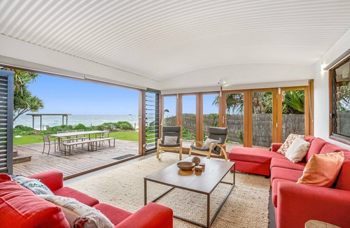 Byron Bay House | Beachfront Belongil Beach