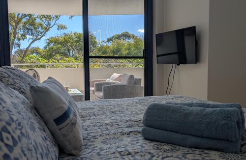 Rockingham Apartment | Beachfront Nautilus