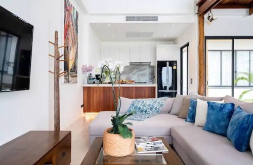 Na Thon Villa | Beachfront Villa InduBlue .5 En-Suite AC bedrooms .Housekeeper Inc. Private Pool