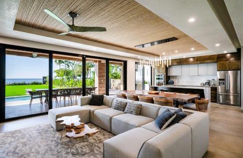 Potrero Villa | Beachfront Villa, Private Pool & Daily Breakfast