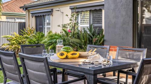 Yamba House | Beachside 24 - Pet Friendly Holiday Home - Holiday Yamba