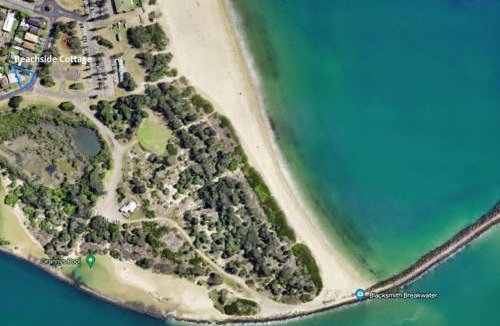 Blacksmiths House | Beachside Cottage at Blacksmiths