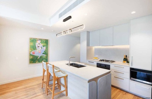 Coolangatta Apartment | Beachside Luxury Escape with 5 Star amenities!