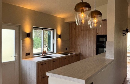 Ferragudo Villa | Beachvilla with private pool & seaview at prime location in Ferragudo Village.