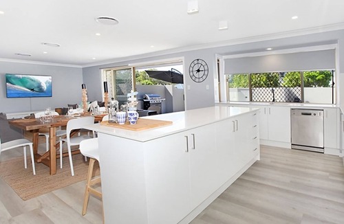 Coolum Beach House | Beautiful Beach House in the Heart of Town