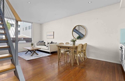 Bondi Beach Apartment | Beautiful Bondi 1-Bed Apartment Meters from Beach