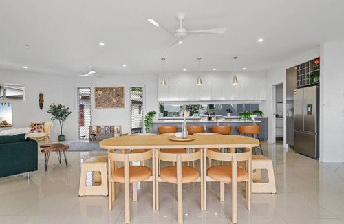 Whitfield House | Bel Air Vista Aurora