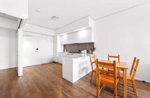 Bowen Hills Apartment | Belise - Executive 2BR Elegance plus parking & pool
