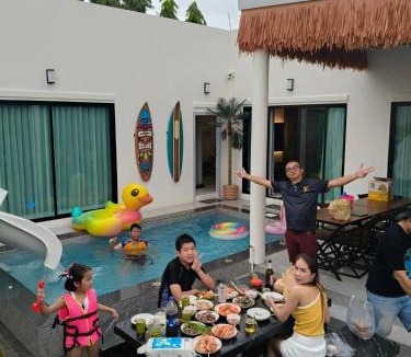 Bang Saen Ville Villa | Beloved Bliss Pool Villa Bangsaen พูลวิลล่าบางแสนมีสไลด์เดอร์