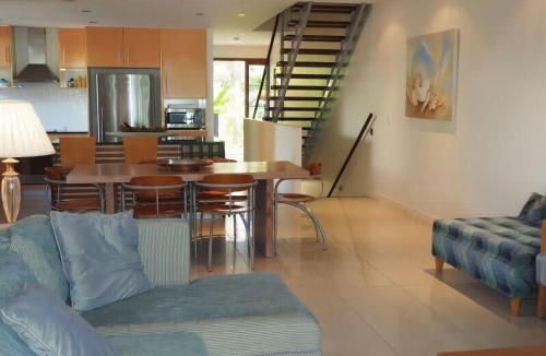Mission Beach House | BHA 1 Beachfront Haven fullhouse