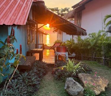 Bai Lan Resort | Blue Sky Resort