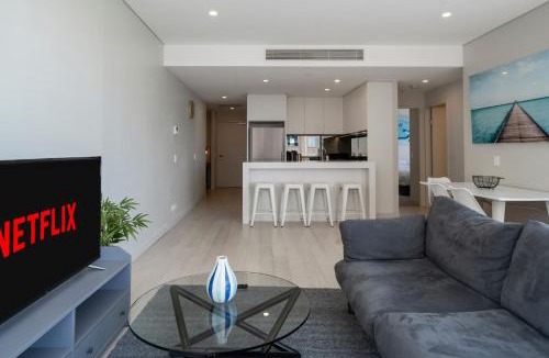 Bondi Junction Apartment | Bondi Junction Living with Views & Double Parking