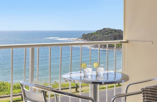 Yamba Apartment | Boorolong 3 - Million Dollar Views on a Budget - Holiday Yamba