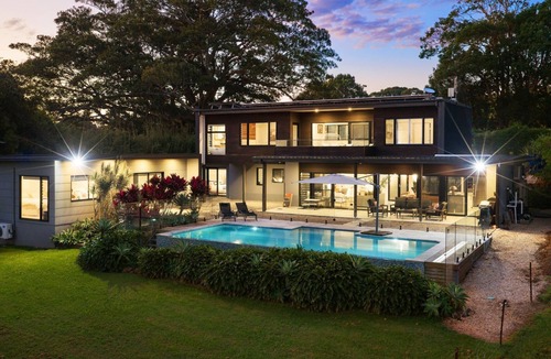 Newrybar House | Born Kraal Luxe Hinterland Escape Pool Firepit Views