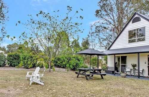 Rothbury Cottage | Bracken Ridge Vineyard - The Kingston - Villa 3