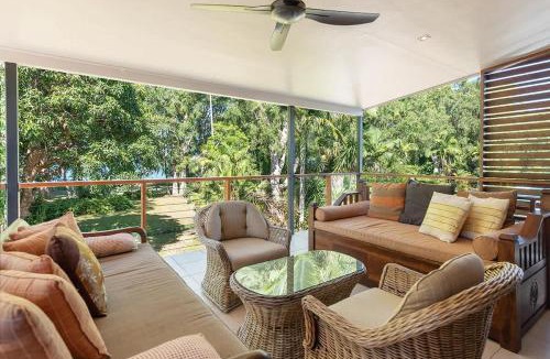 Bramston Beach House | Bramston on the Beach - A Private Poolside Oasis