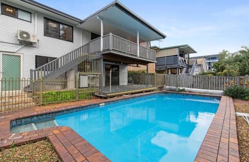 Macgregor House | Brand New Home Modern Comfort Study and Gym