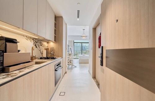 Al Barsha Apartment | Bright Studio Retreat | Floarea Residence Arjan