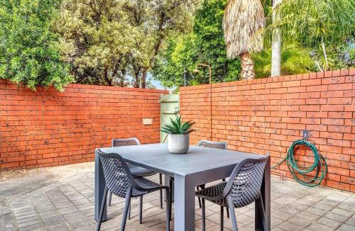 Brighton House | Brightly Beachside - Where Jetty Rd meets the Ocean