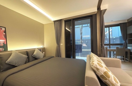 Khlong Tan Condo | BTS Thong Lor Low-rise Condo City Center