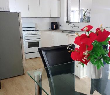 Mandurah House | Budget Friendly Accommodation