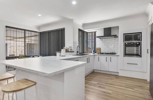 Halls Head House | Budget-Friendly Halls Head 4x2
