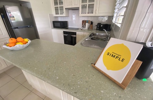 Shoalhaven Heads House | Bungalow by the River - Water views, stones throw from River - Pet-Friendly!
