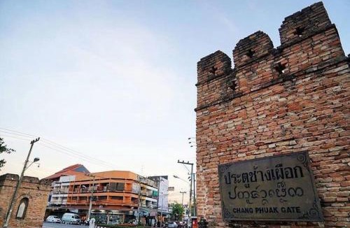 Sri Phum Apartment | Bunkbed for 2 persons in Mixed dorm#FreeWifi#A/C