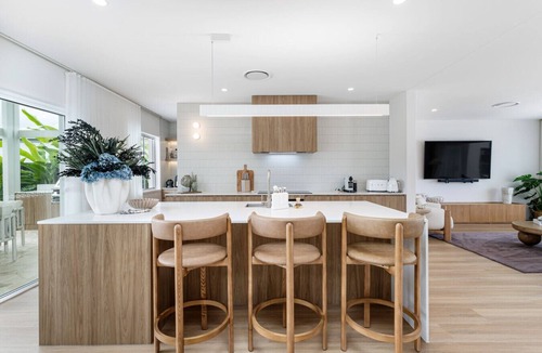 Burleigh Waters House | Burleigh Waters Luxury