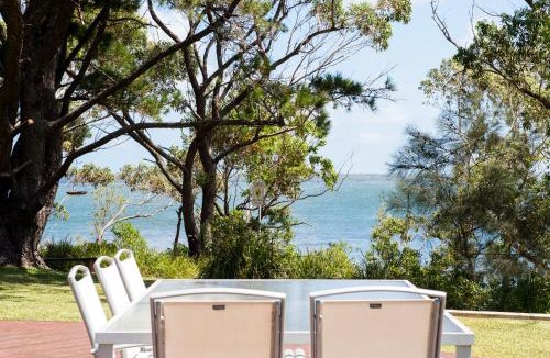 Sanctuary Point Bed & Breakfast | By the Beach B&B Self Contained Apartments