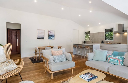 Byron Bay House | Byron Bay Accom - Pacifica 48a Shirley Lane - Pet Friendly