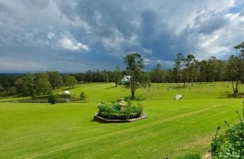 Allandale Ski Chalet | Cabins at LaPera Estate Lovedale Wedding Chapel