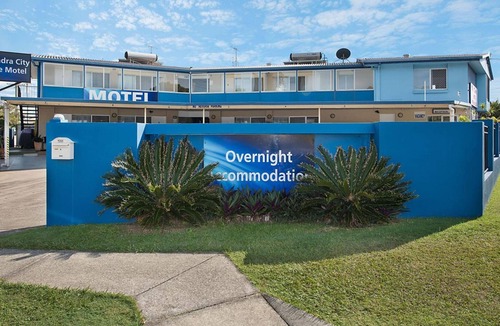 Caloundra Hotel | Caloundra City Centre Motel
