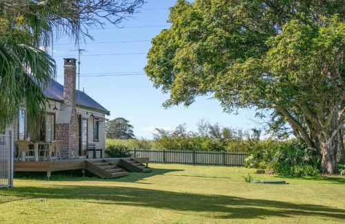 Goodwood Island House | Cane Cutters Cottage
