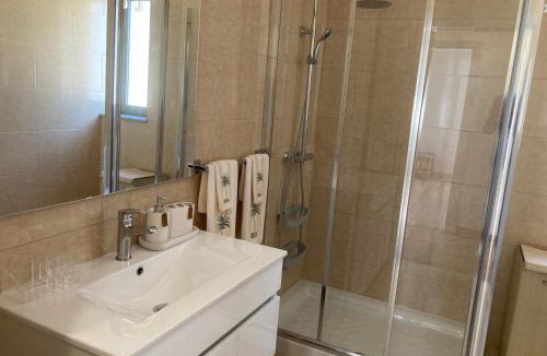 Valenca House | Casa Alex