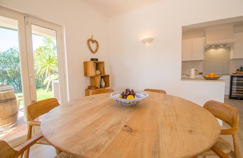 Estombar Villa | Casa Bela Vista: Elegant and spacious villa on Gramacho golf