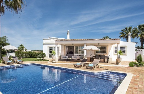 Guia Villa | Casa Celina