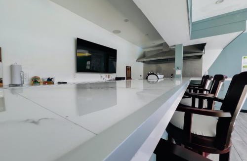 La Tigra House | Casa Dracaena Junto al bosque Tropical