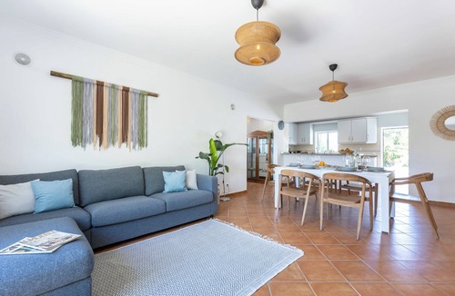 Aljezur House | Casa Jasmine - Fenced Garden, Pool and Algarve Sun