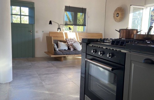 Fonte do Bispo House | Casa Luz - an oasis for discovery and adventure