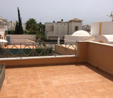 Castelo Villa | Casa Netos
