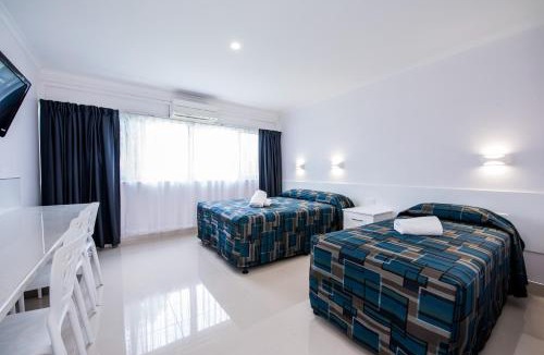 West Mackay Hotel | Casa Nostra Motel Mackay