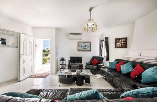 Monte Raposo Villa | Casa Omar