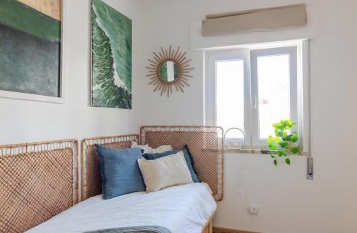 Burgau Apartment | Casa Phoebe - NEW Renovated Burgau Apartment Sleeps 5 - Beach 1 min