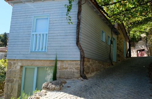Campo de Gerez House | Casa Sulfato